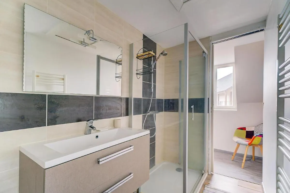 The Saint-Malo Drifter - Holiday Home 0*,